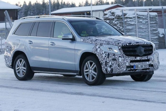 Megújul a Mercedes óriás SUV-ja 6