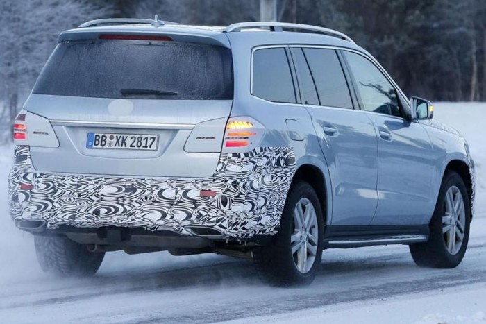 Megújul a Mercedes óriás SUV-ja 8