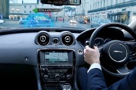 Sci-fibe illő navigáció a Jaguarnál 7