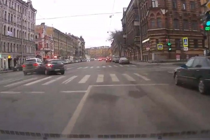 Megjárta a pökhendi terepjárós