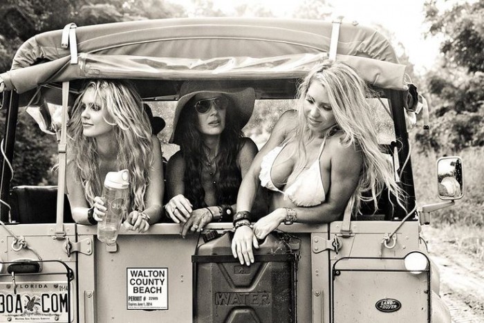 Csajok akik mocskosul szeretik a Land Rovereket 28