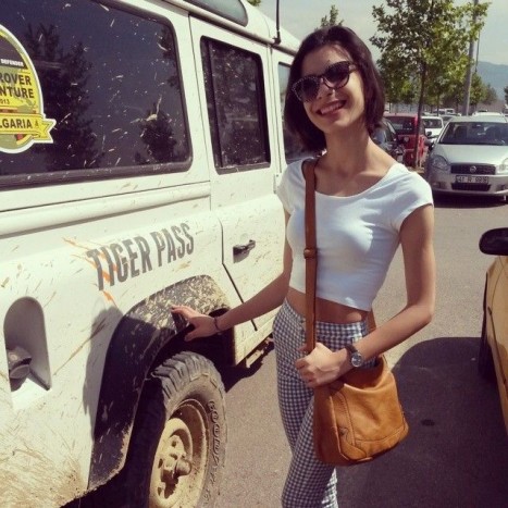 Csajok akik mocskosul szeretik a Land Rovereket 13