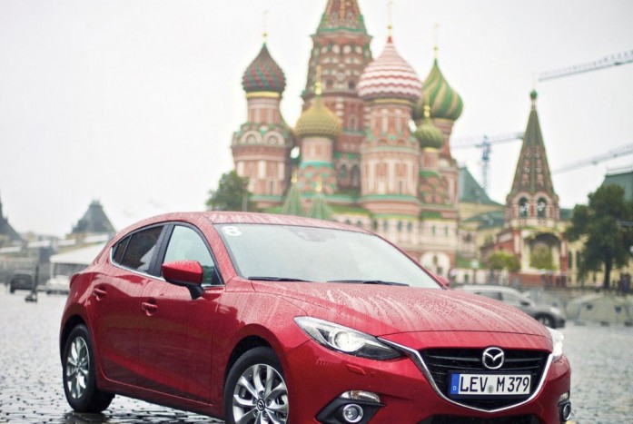 Felfüggesztették az újautó-forgalmazást Oroszországban