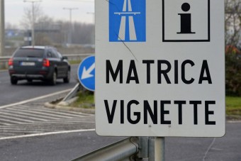 Megemeli a vérnyomást és kapzsibbá teszi a politikust