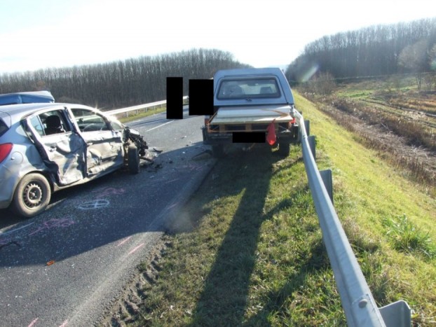 Képeken a hétvége egyik legdurvább balesete 8 | Vezess Képeken a hétvége egyik legdurvább balesete 8