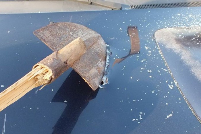 Ásót állítottak egy Suzukiba Balassagyarmaton 4