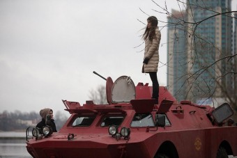 Így kell taxit csinálni egy katonai járműből