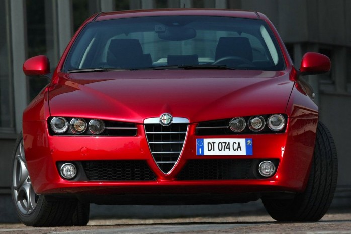 Ferrari-motorral jön az Alfa Romeo új szedánja