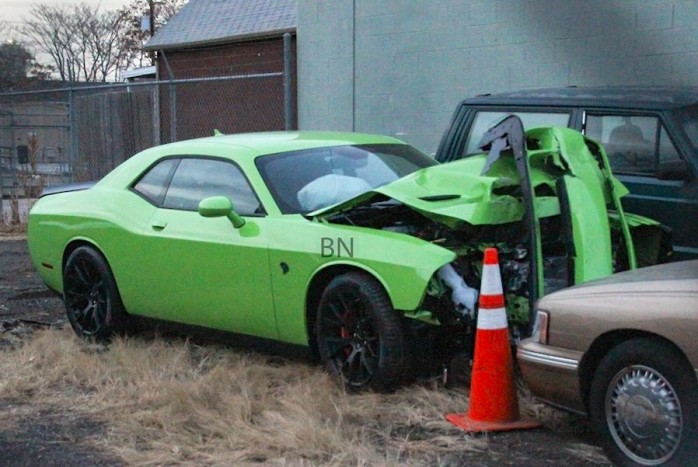 Egy órán belül ropira törte vadonatúj autóját 6