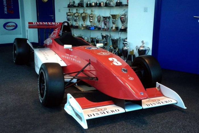 Elárverezik Räikkönen bajnoki járgányát 3 | Vezess Elárverezik Räikkönen bajnoki járgányát 3