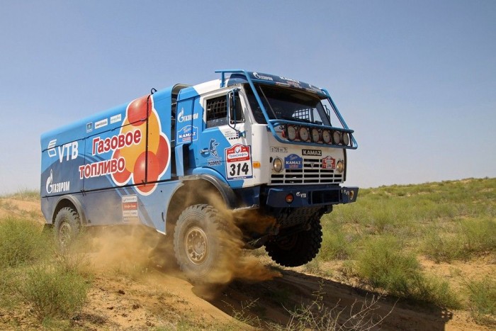 Gázos Kamazzal a Szaharába