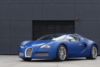 Van még 8 Bugatti Veyron. Valaki?