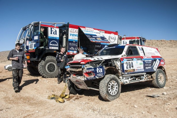 Óriásit borultak Szalayék, vége a versenyüknek 6 | Vezess Óriásit borultak Szalayék, vége a versenyüknek 6