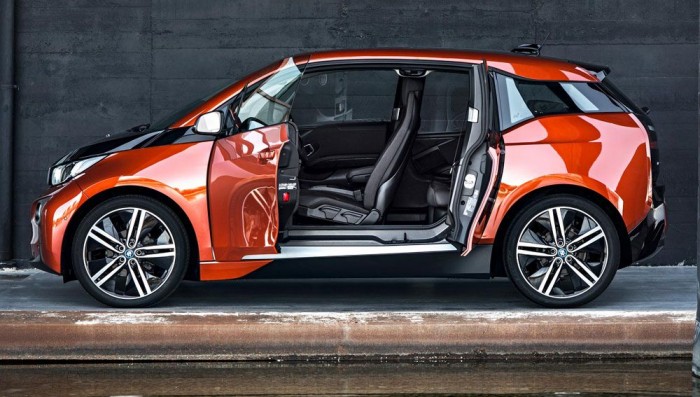 Már az ajtónyitása is különleges