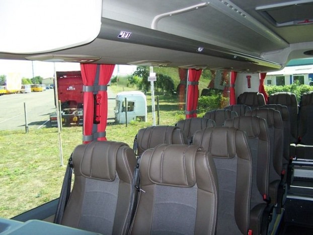 Az utastér színvilága kellemes, az ülések maximális komfortérzetet nyújtanak