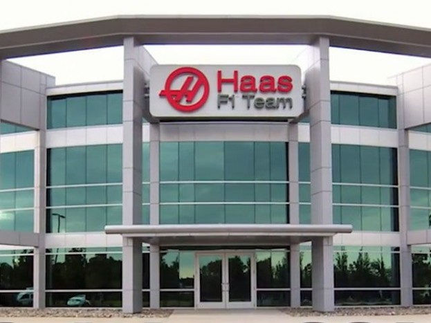 F1: Őrültség a semmiből csapatot építeni 8