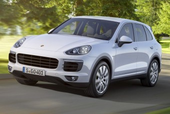 Két autót hív vissza a Porsche. Nem hármat, kettőt.