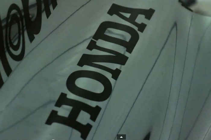 F1: Ecclestone miatt kapott kegyelmet a Honda 3 | Vezess F1: Ecclestone miatt kapott kegyelmet a Honda 3