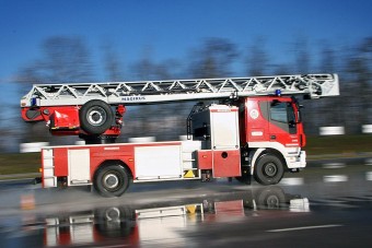 Beültünk a 250 milliós tűzoltóautókba