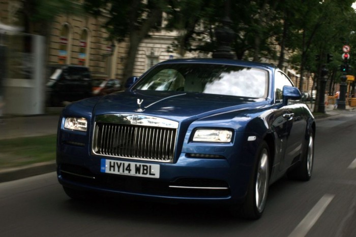 Kim Dzsongun még nem keresett meg 8 | Vezess Állítólag a valaha gyártott Rolls-ok több, mint fele a mai napig fut, pedig nem ma kezdték, hanem 1904-ben.