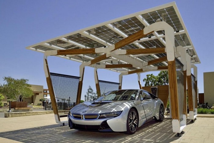 Lakást táplálnak az öreg BMW-akkuk