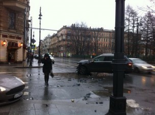 Milliós sportautót tört a focista