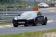 Brutális sportkupéval készült az Aston Martin 13