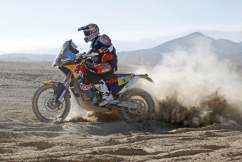 Dakar 2015: Féltávnál a mezőny