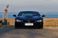 Álomautó 40 milláért: BMW i8 123
