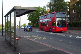 Videón a világ legundorítóbb busz-utasa
