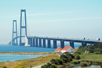 Kínos közlekedési ügybe keveredett a dán trónörökös