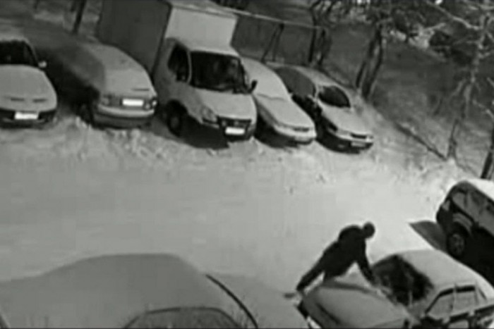 Így kezdi a napot a lakóközösség legjobb arca