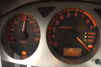 Nem gyorsított videó, hidd el, ez a Lancer ennyire durva