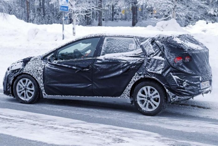 Átszabják a Kia Cee’det 6
