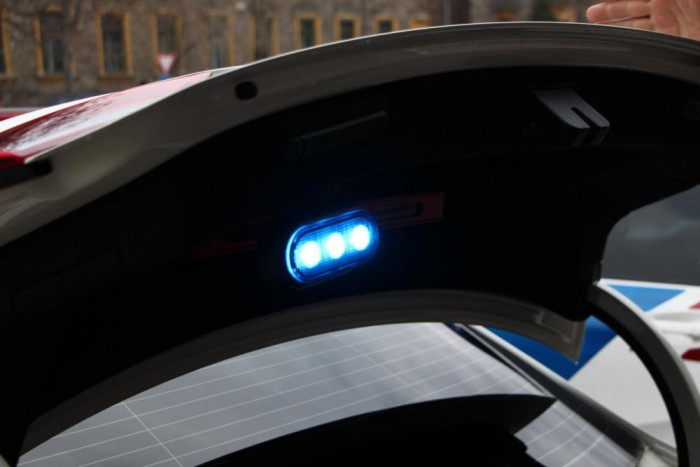 Mentünk az új Mercedes és Audi rendőrautóval 19 | Vezess Vakító fénnyel villog a csomagtartó felnyitásaokor