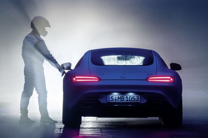 Utcai versenyautót építene az AMG 3 | Vezess Utcai versenyautót építene az AMG 3