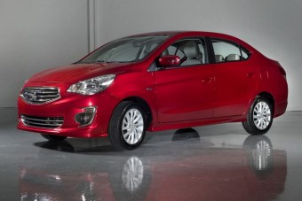 Városi szedánnal újít a Mitsubishi