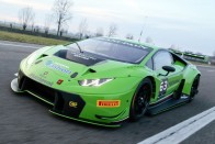 Itt a Lamborghini első GT3 versenyautója! 12