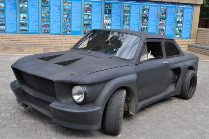 Így lesz sportautó egy leharcolt Zaporozsecből 11