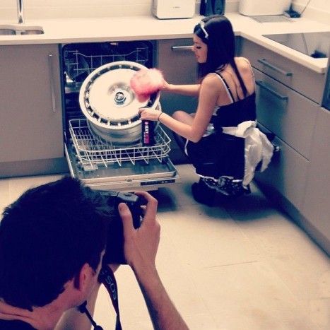 Négykerekű szörnyek, hosszú combú szépségek 23