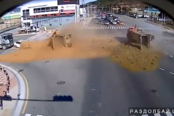 A durva ütközés után homokozó lett a kereszteződés