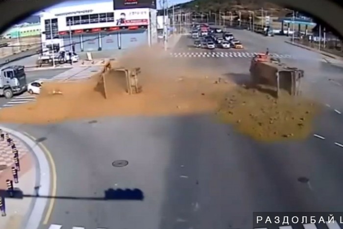 A durva ütközés után homokozó lett a kereszteződés