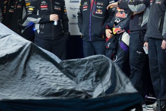 F1: A Red Bull még nincs túl a törésteszten