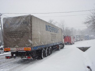 Nyolcvan riasztás a havazás miatt