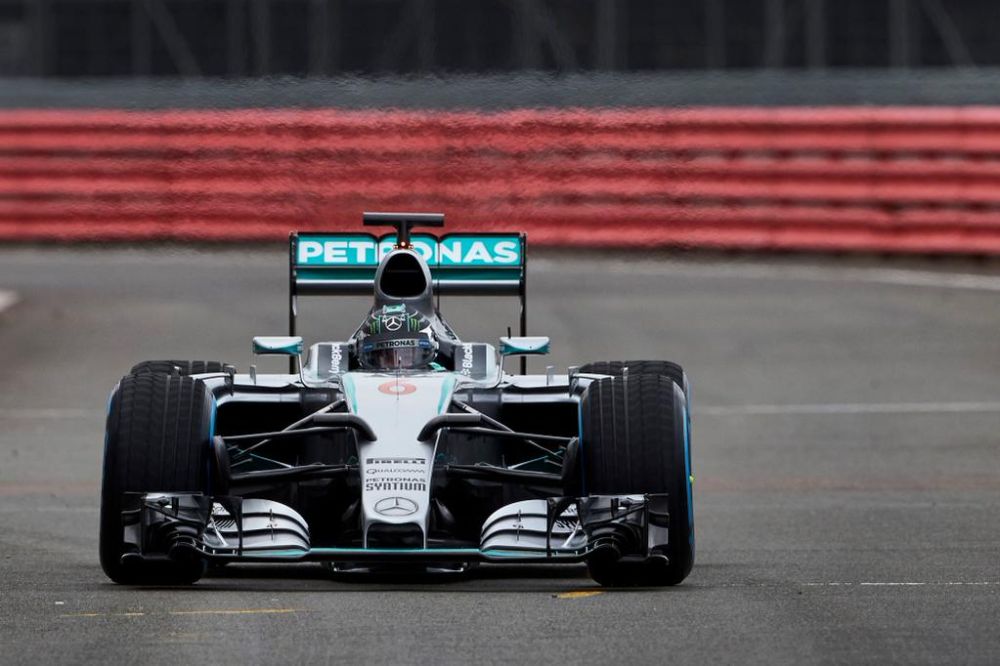 F1: Lebuktatta magát a Mercedes – videó 4