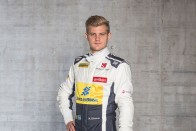 F1: Bekékült az új Sauber 11