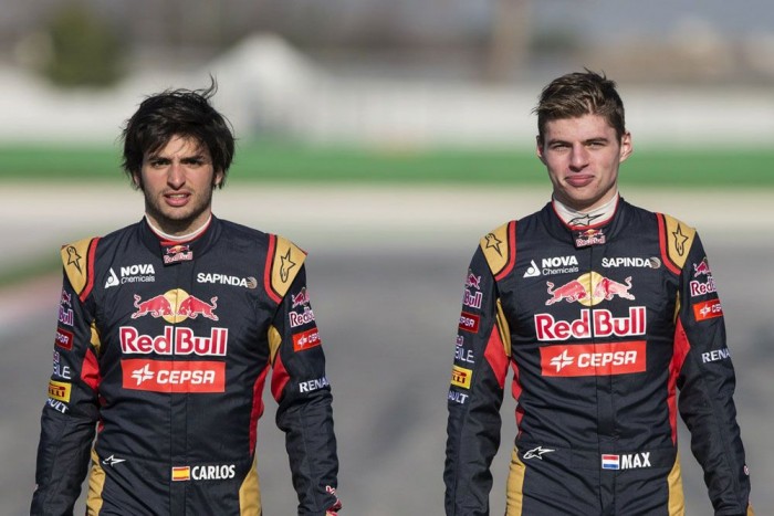 F1: Megmutatták a kis Red Bullt 7