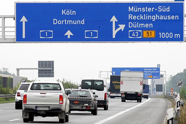 Perelik Németországot az autópályadíj miatt 1