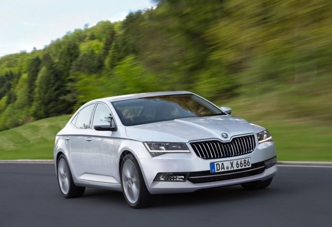 Itt az új Škoda Superb – videó 2 Itt az új Škoda Superb – videó 2
