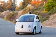 Robottaxi szolgáltatást indítana a Google 6
